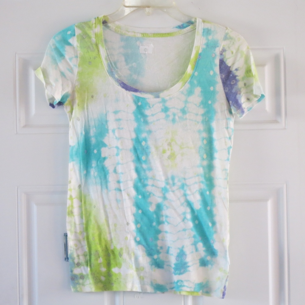 tie dye t shirt
